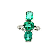 18k White Gold Diamond & Emerald Ring