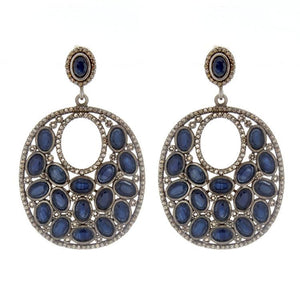 These one of a kind earrings feature diamonds that total 3.40cts an...
