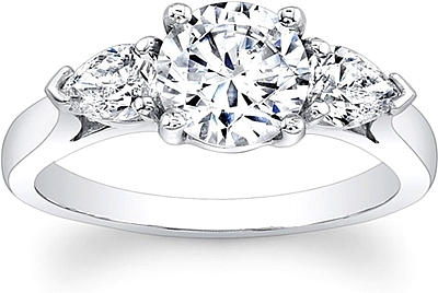 Three stone pear shaped engagement ring online