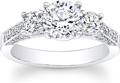 3-Stone Round Brilliant Cut Diamond Engagement Ring