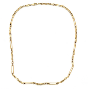 Link chain necklace in 18k yellow gold, measures 18