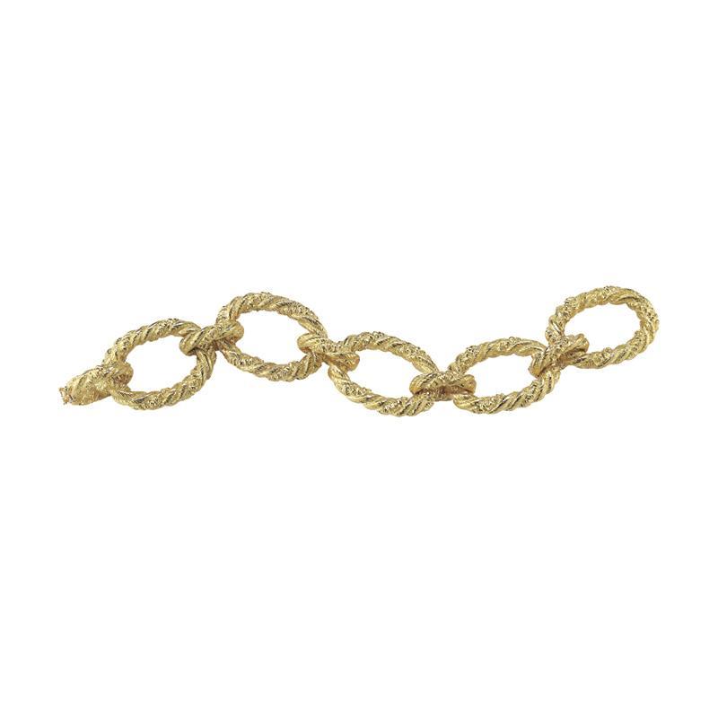 This bracelet features 18k yellow gold textured links.