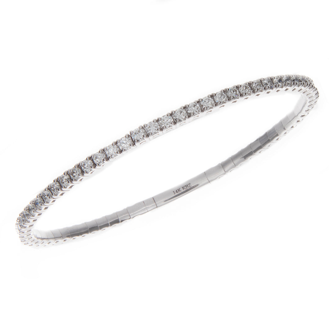 flexible bracelet with diamonds totaling 3.02ct