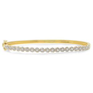 This bangle features .89cts of round brilliant cut diamonds.