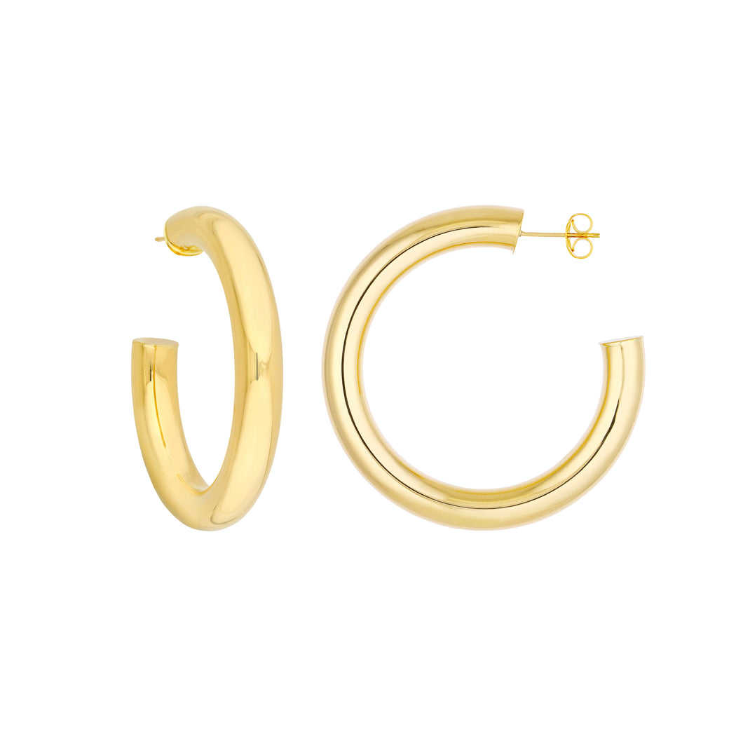 Classic, medium hoops measuring 40mm in yellow gold