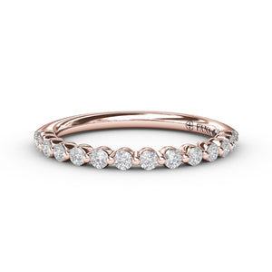 Fana Single Prong Set Anniversary Band