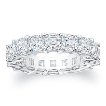 



Asscher cut diamonds are set in a continuous circle using share...