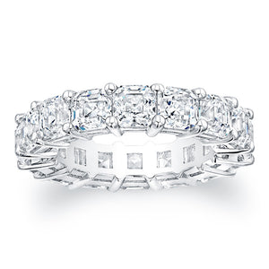 



Asscher cut diamonds are set in a continuous circle using share...