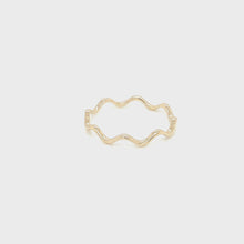 14K Yellow Gold Wave Band 360 view