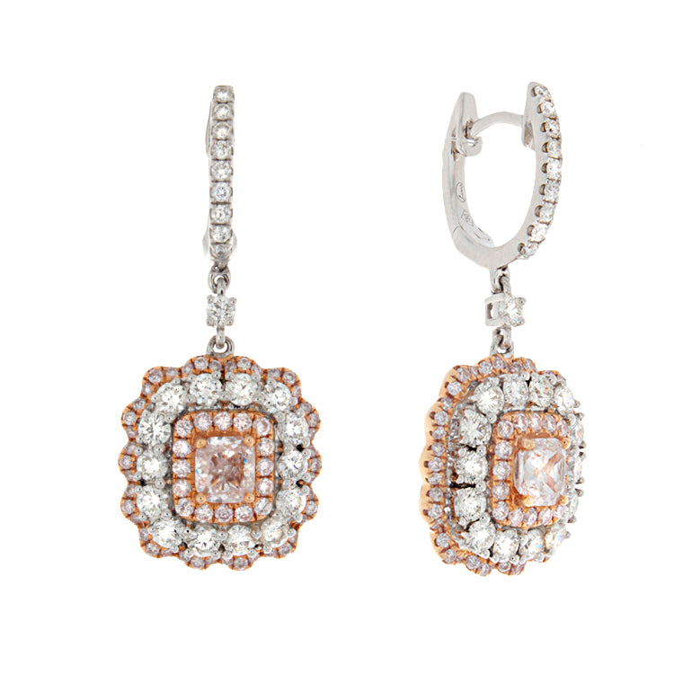 These stunning earrings feature white diamonds that total 1.54cts a...