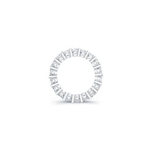 
Asscher cut diamonds are set in a continuous circle using shared p...