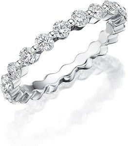 This classic style by Henri Daussi features a single row of round b...