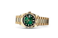 Oyster, 36 mm, yellow gold