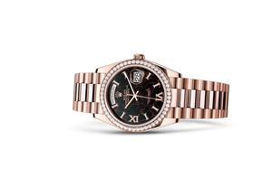 Oyster, 36 mm, Everose gold and diamonds