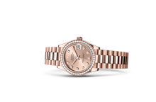 Oyster, 31 mm, Everose gold and diamonds