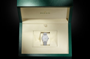Oyster, 31 mm, white gold and diamonds