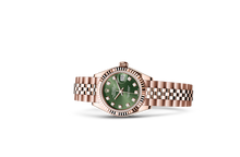 Oyster, 28 mm, Everose gold