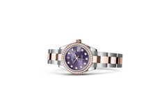 Oyster, 28 mm, Oystersteel, Everose gold and diamonds
