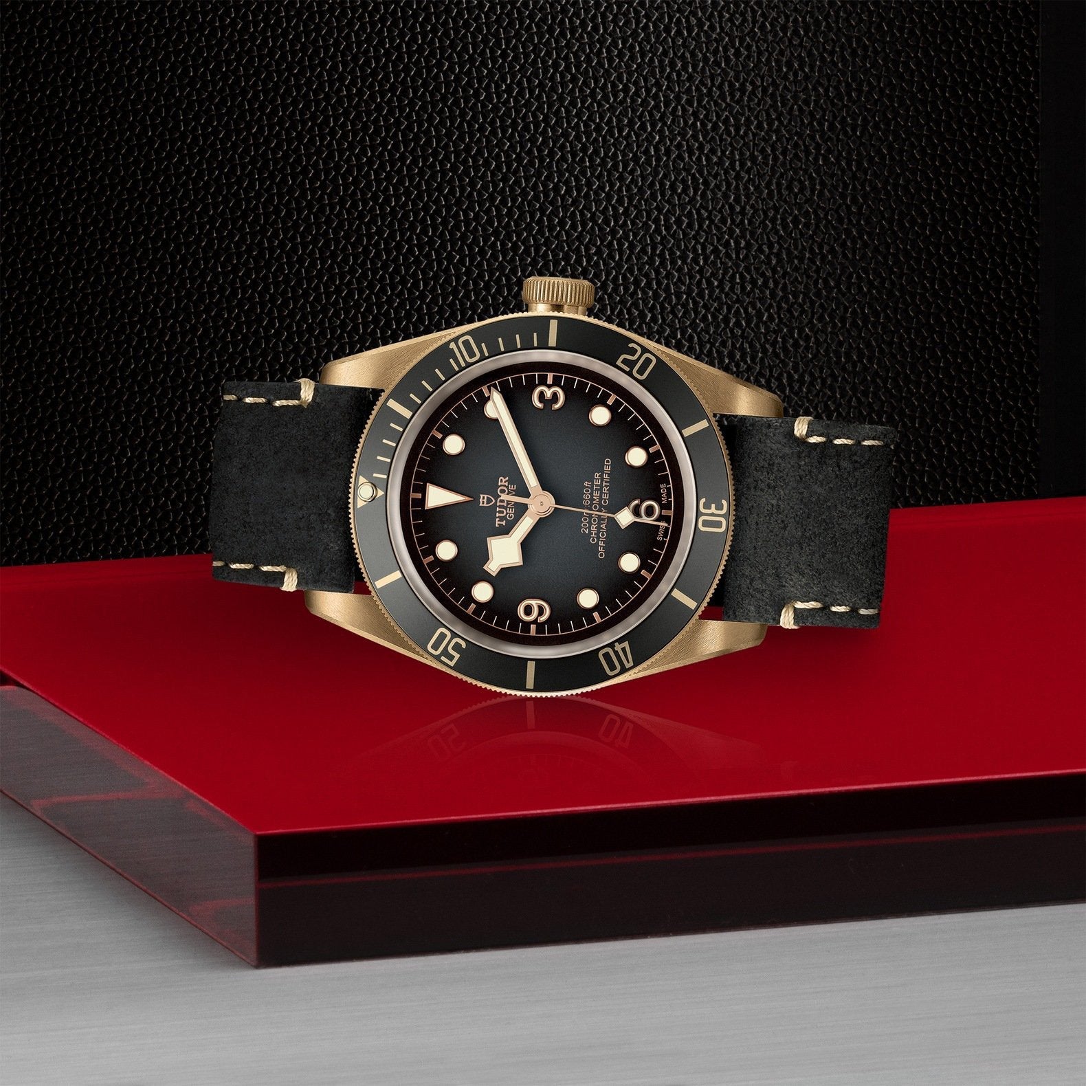 TUDOR Black Bay Bronze watch - m79250ba-0001 | TUDOR Watch