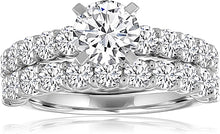 Signature Prong Set Diamond Engagement Ring