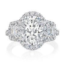 Tacori RoyalT Diamond Engagement Ring
